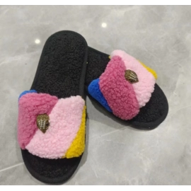 New Flat Sandals Women Luxury Brand New Summer Versatile Fashion Slippers Thick Soled Bottomed Beach Slipper Sandals